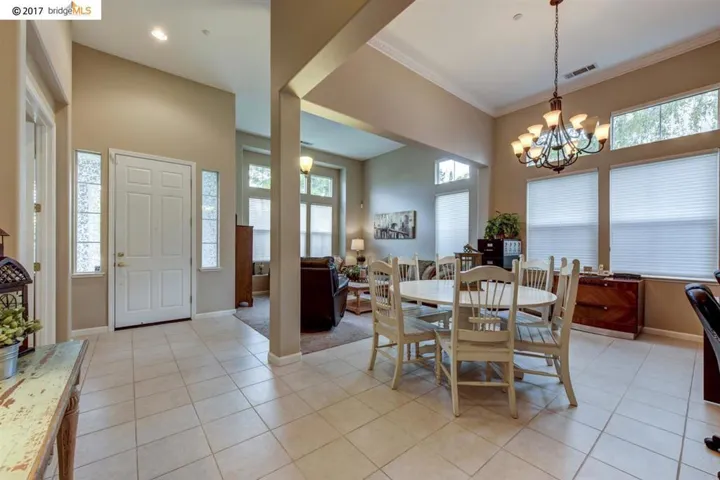 493 Lakeview Drive, Brentwood, California 94513