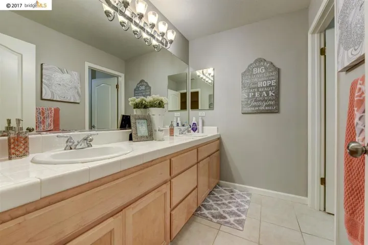 493 Lakeview Drive, Brentwood, California 94513