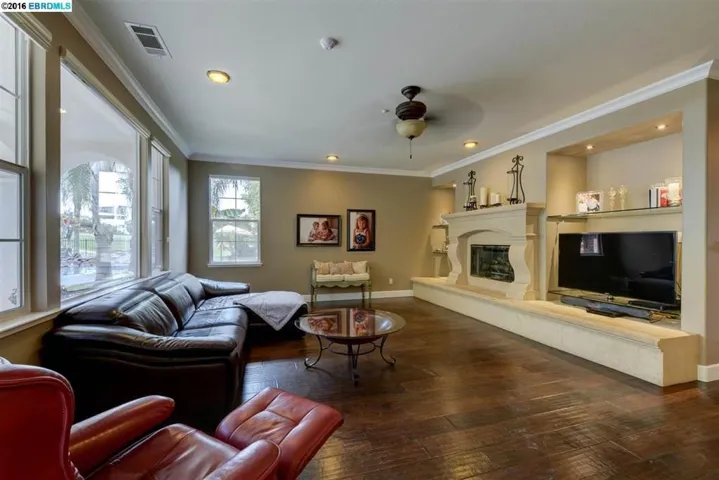 2551 Risebridge Court, Brentwood, California 94513