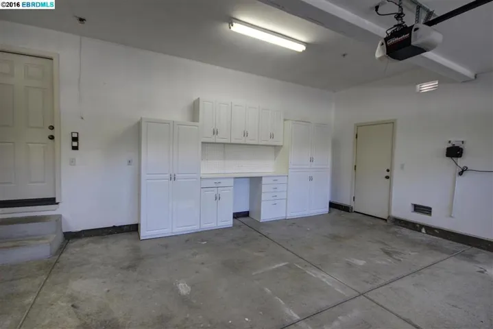566 Thornhill Lane, Brentwood, California 94513