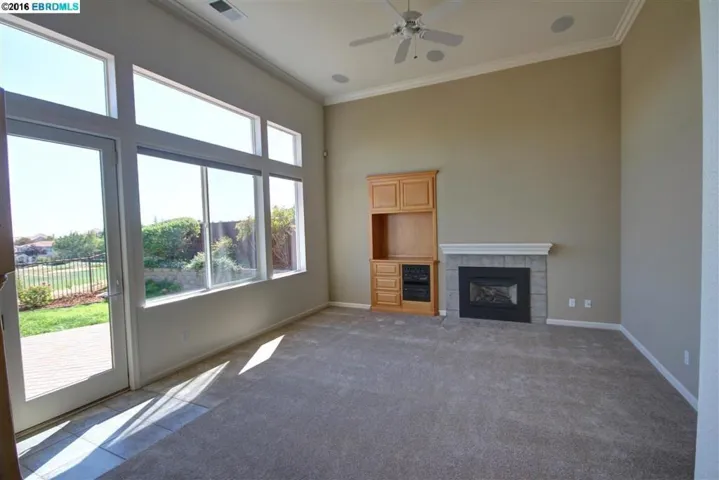 566 Thornhill Lane, Brentwood, California 94513