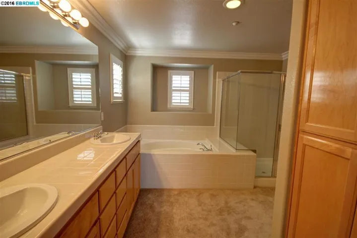 566 Thornhill Lane, Brentwood, California 94513