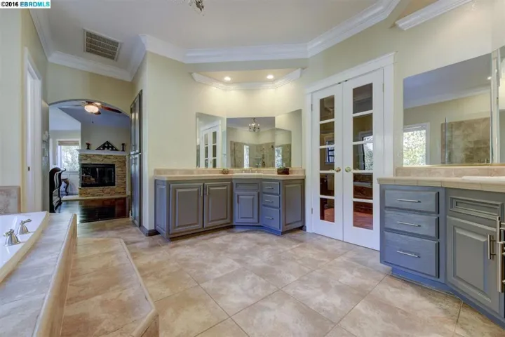 3601 Valley Oak Drive, Brentwood, California 94513