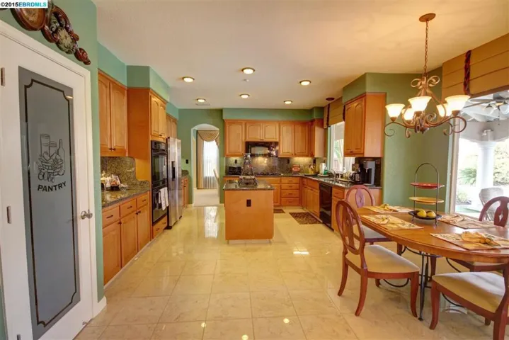 1987 Corniglia Lane, Brentwood, California 94513