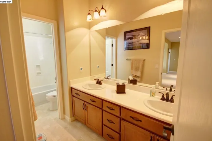 631 Dunwood Court, Brentwood, California 94513