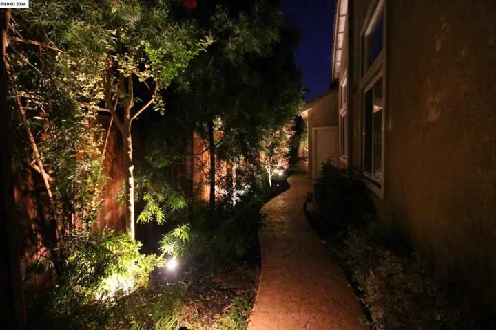 1086 Mill Creek Way, Brentwood, California 94513-5811