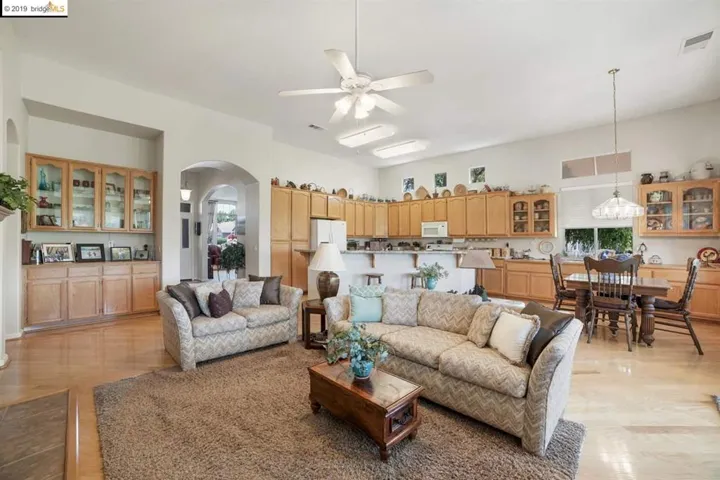 1800 Mariposa Way, Brentwood, California 94513