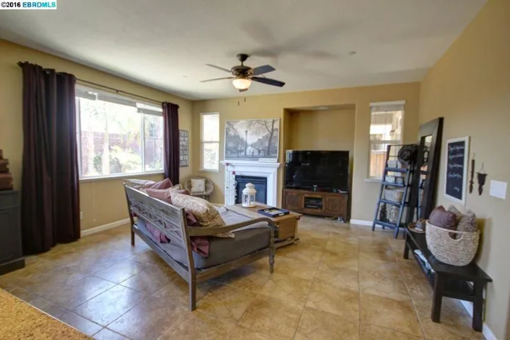 2986 Blumen Ave, Brentwood, California 94513
