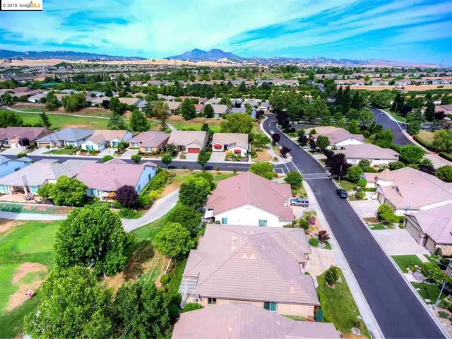 932 Suntan Lane, Brentwood, California 94513-5978