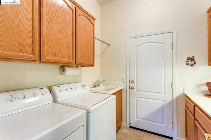 932 Suntan Lane, Brentwood, California 94513-5978