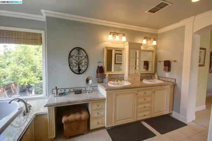 1273 Breakwater Way, Brentwood, California 94513