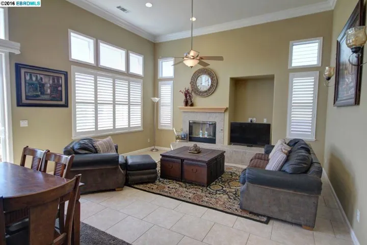 515 Lakeview Drive, Brentwood, California 94513