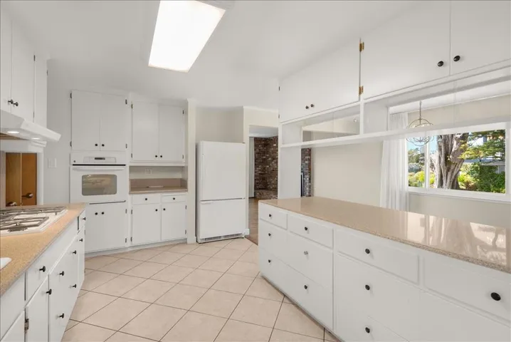 2021 Carlos Street, Moss Beach, California 94038