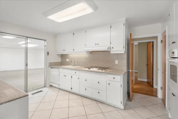 2021 Carlos Street, Moss Beach, California 94038