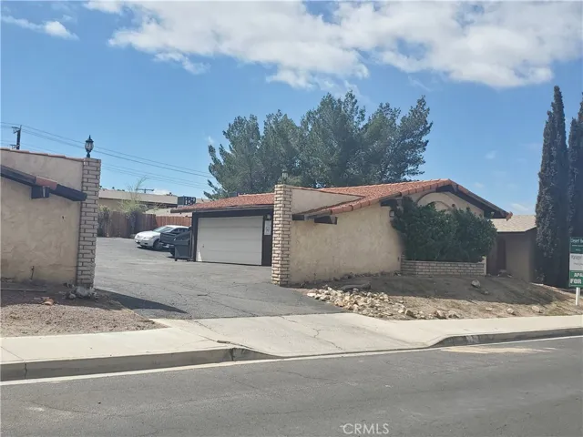 19211-19227 Us Highway 18, Apple Valley, California 92307