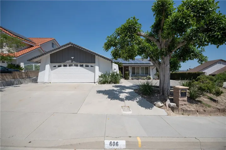 606 Broken Lance Road, Walnut, California 91789