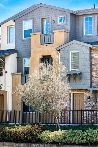 842 Tarragon Lane 1203, San Luis Obispo, California 93401