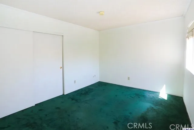 18319 Collins Street 16, Tarzana, California 91356