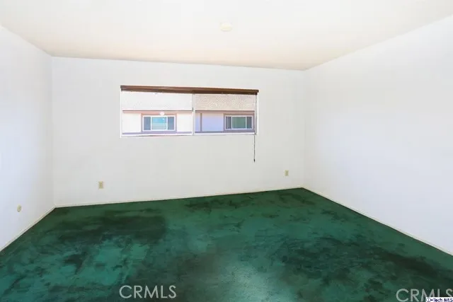 18319 Collins Street 16, Tarzana, California 91356