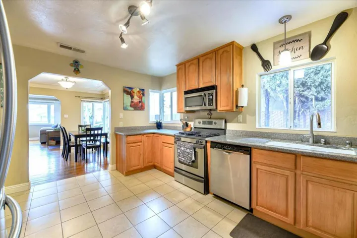 49 N 25th Street, San Jose, California 95116