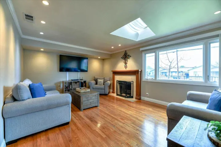 49 N 25th Street, San Jose, California 95116