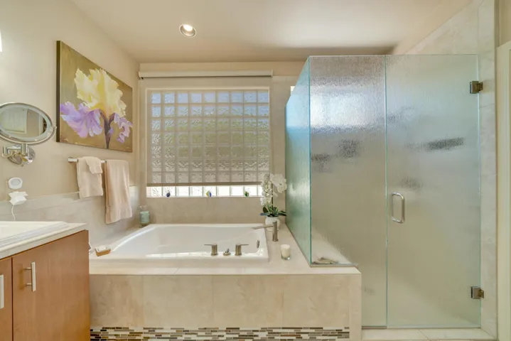 master bath #F2