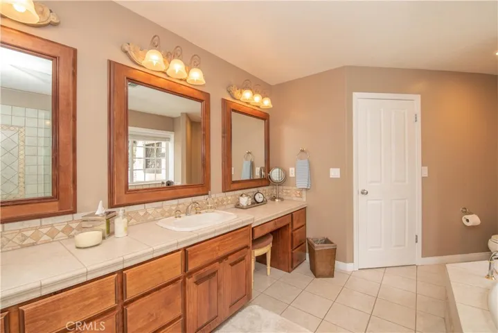 41324 Condor Drive, Big Bear, California 92315