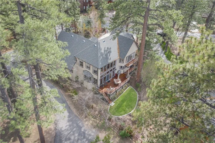 41324 Condor Drive, Big Bear, California 92315