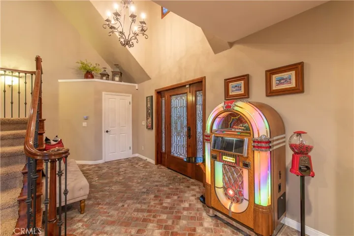 41324 Condor Drive, Big Bear, California 92315