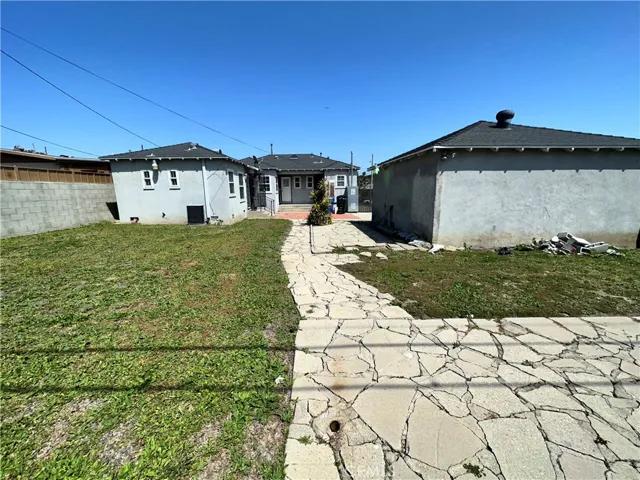 9813 S 3rd Avenue, Inglewood, California 90305