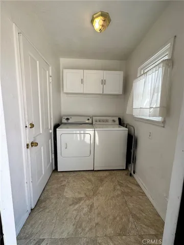 9813 S 3rd Avenue, Inglewood, California 90305