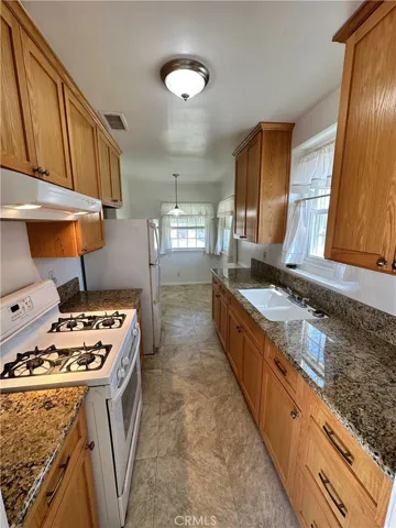 9813 S 3rd Avenue, Inglewood, California 90305