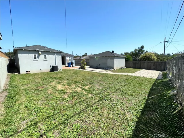 9813 S 3rd Avenue, Inglewood, California 90305