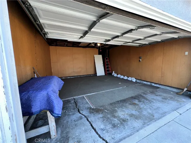 9813 S 3rd Avenue, Inglewood, California 90305