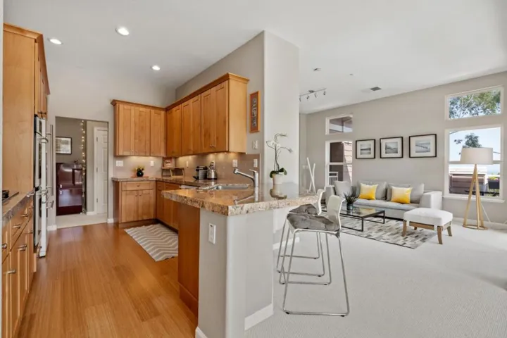 122 Kestrel Court, Brisbane, California 94005