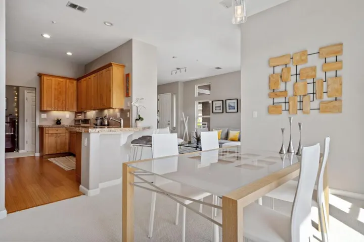 122 Kestrel Court, Brisbane, California 94005