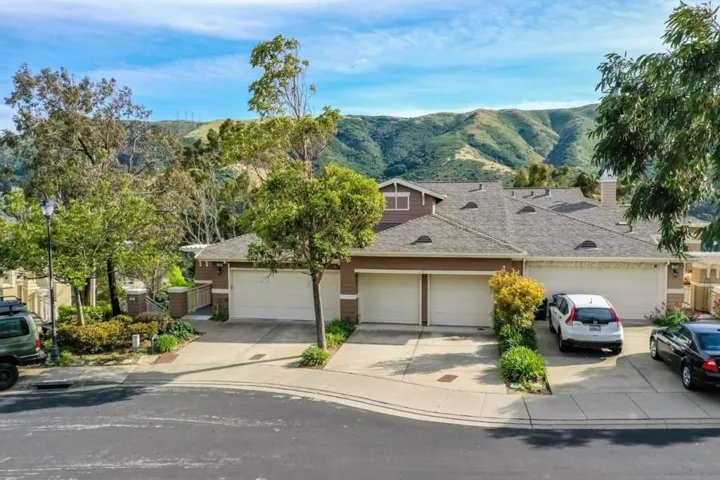 122 Kestrel Court, Brisbane, California 94005