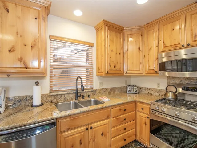 1190 Club View Drive, Big Bear, California 92315