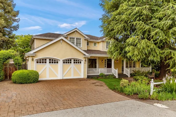 300 Sunkist Lane, Los Altos, California 94022