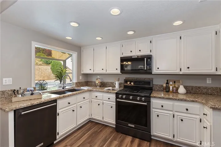 29280 Silverfern Place, Highland, California 92346