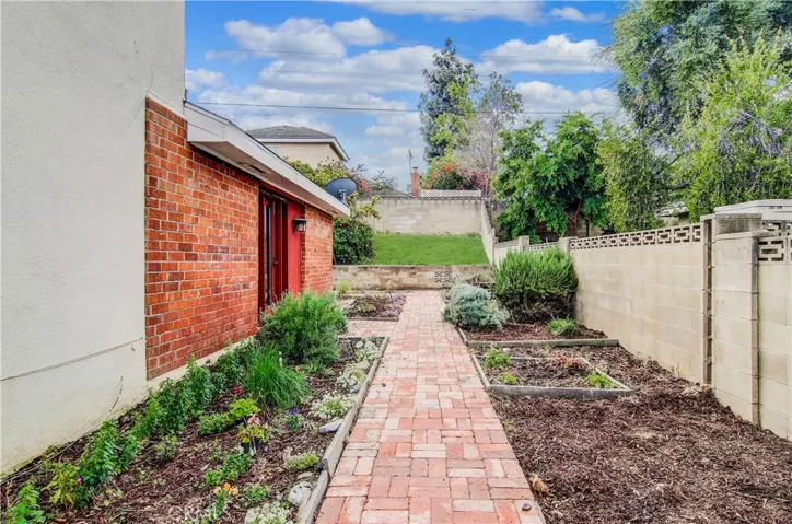 This is a gardener's paradise!...with herbs just waiting for your favorite receipe.