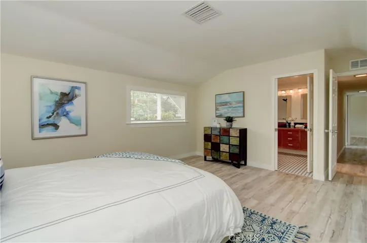 Convenient connection to bath from master bedroom.