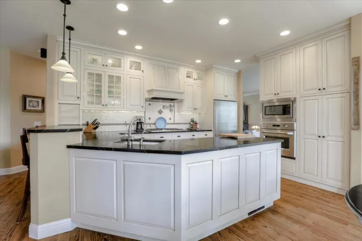 111 Kirkorian Court, Scotts Valley, California 95066