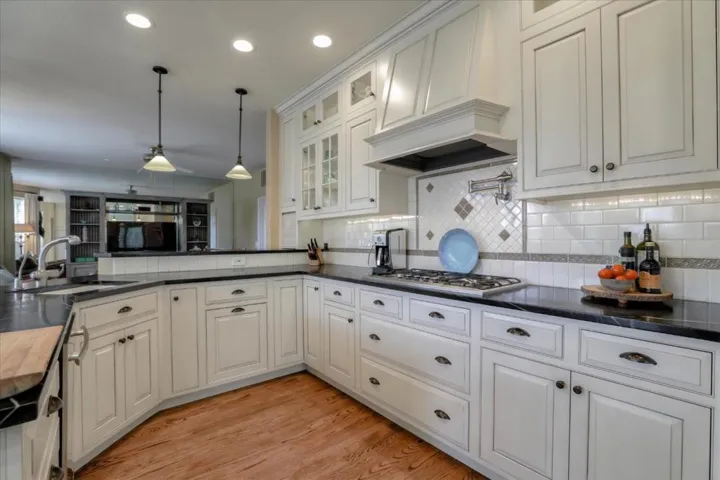 111 Kirkorian Court, Scotts Valley, California 95066