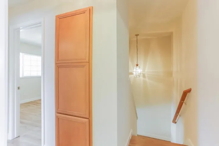 810 Woodhams Oaks Place, Santa Clara, California 95051