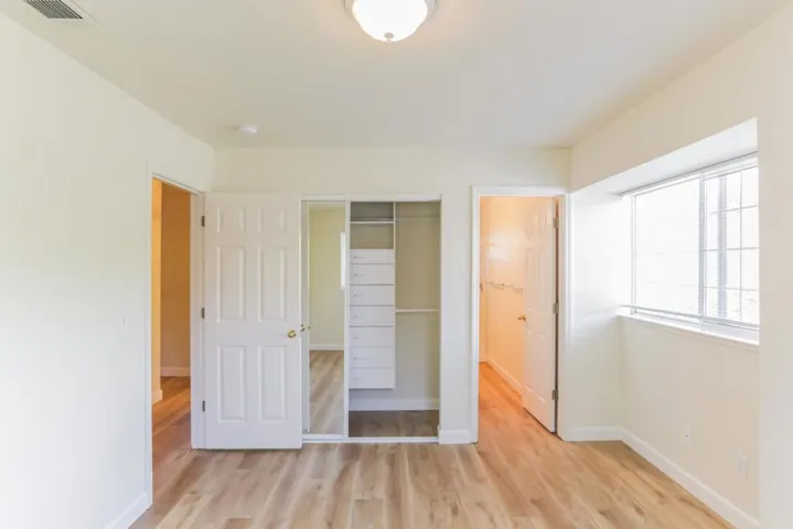 810 Woodhams Oaks Place, Santa Clara, California 95051