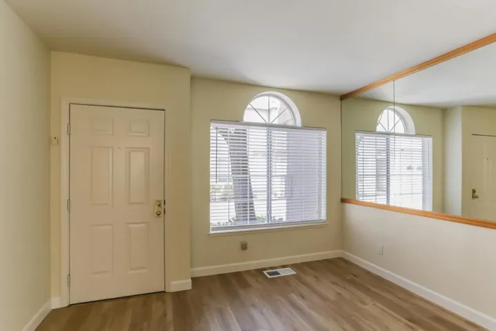 810 Woodhams Oaks Place, Santa Clara, California 95051