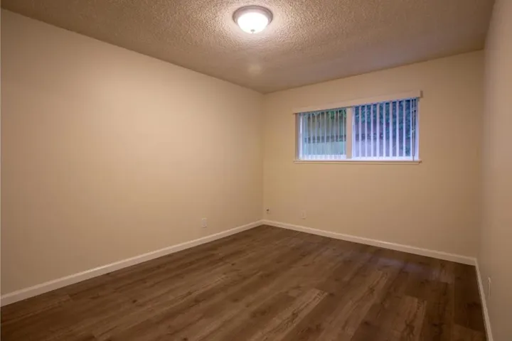 1580 Higgins Way 4, Pacifica, California 94044