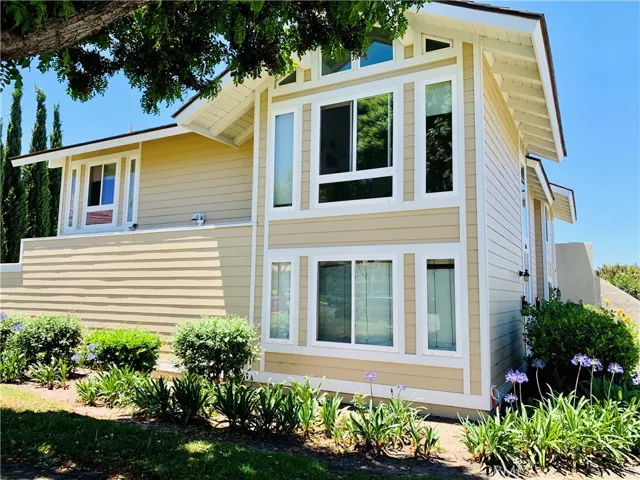 160 Kazan Street 1, Irvine, California 92604