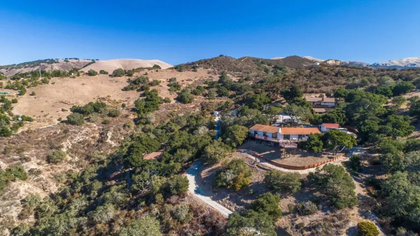 225 San Benancio Road, Salinas, California 93908